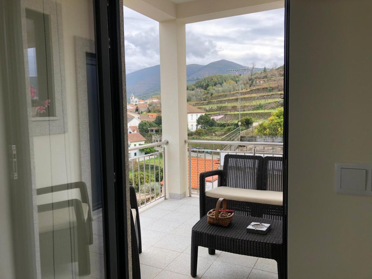 Casa Da Forja Guest House อัลเดอาดัสเดซ ภายนอก รูปภาพ