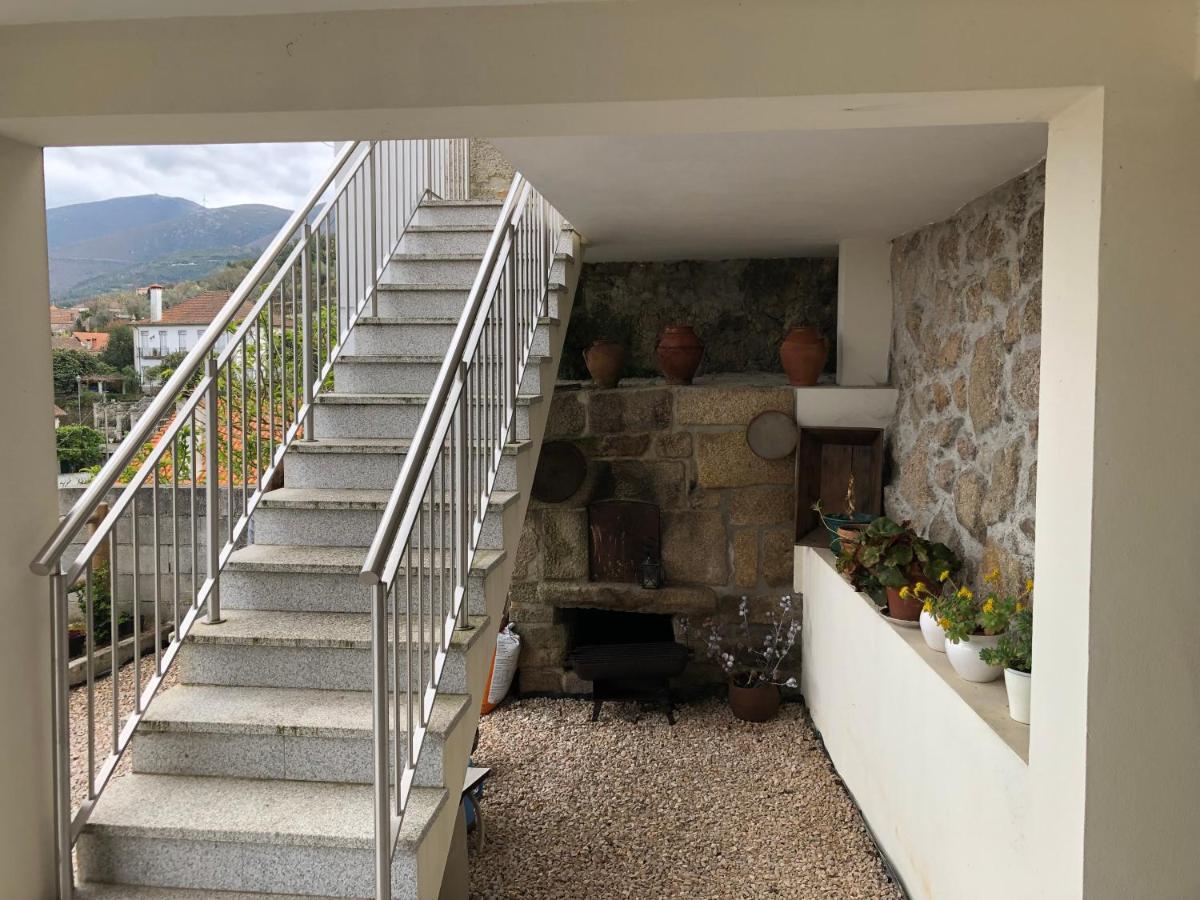 Casa Da Forja Guest House อัลเดอาดัสเดซ ภายนอก รูปภาพ